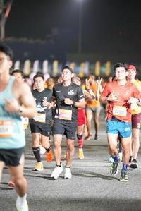 BIB: 24896, 22586
                            <button type="button" onclick="openModal(19605956)" class="btn btn-primary btn-sm float-right btn-popup" data-toggle="modal" data-target=".modal-high-quality">
                        <i class="fas fa-shopping-cart"></i> Add to Cart
                    </button>
                                            <button type="button" onclick="isThisMe(19605956, true)" class="btn btn-success btn-sm float-right btn-popup btn-isme hidden" data-toggle="tooltip" data-placement="bottom" title="นี่คือรูปของคุณใช่ไหม คลิกที่นี่เพื่อเอาเข้าอัลบั้ม">
                        <i class="fas fa-plus"></i> Add to album
                    </button>
                    <button type="button" onclick="isThisMe(19605956, false)" class="btn btn-warning btn-sm float-right btn-popup btn-isnotme hidden">
                        <i class="fas fa-ban"></i> Remove from album
                    </button>